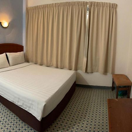 New Caspian Hotel Ipoh Exterior photo